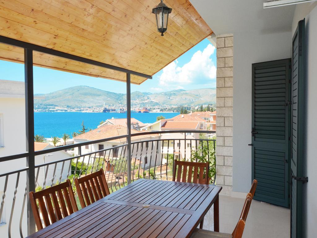 Apartment Vukadin Trogir Kültér fotó